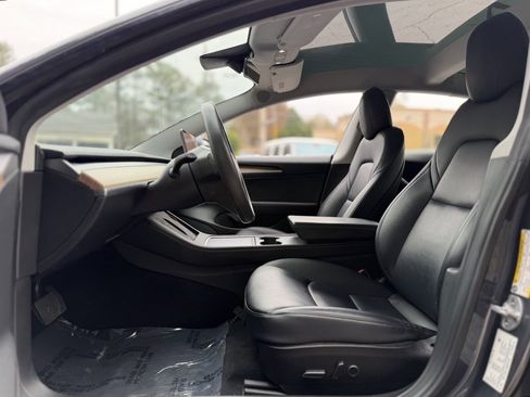 Used 2021 Tesla Model 3 Standard Range Plus image 25