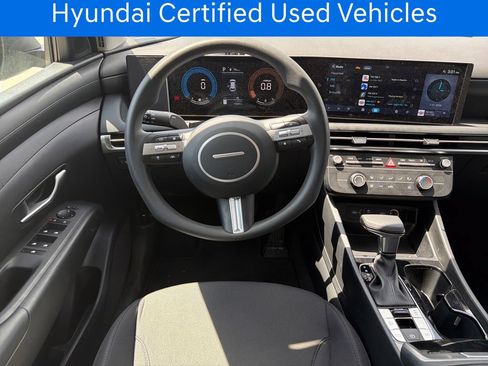 Certified 2026 Hyundai Tucson SE FWD image 16