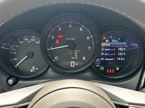 New 2026 Porsche Macan image 29