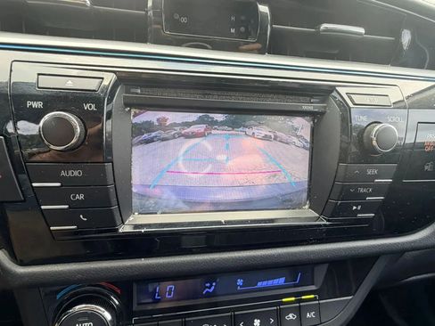 Used 2015 Toyota Corolla S FWD image 13