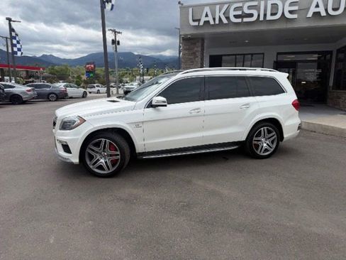 Used 2015 Mercedes-Benz GL 63 AMG 4MATIC image 3