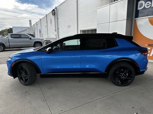 New 2026 Chevrolet Equinox EV RS image 11