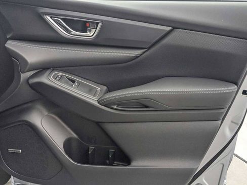 New 2025 Subaru Ascent Limited image 25