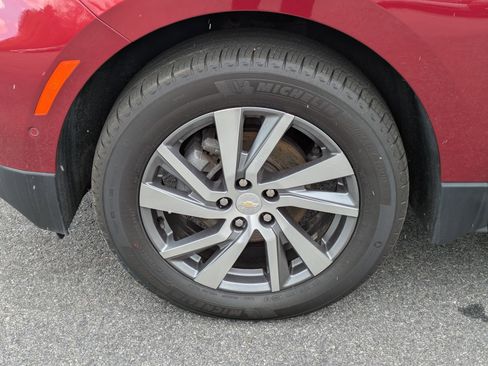 Used 2023 Chevrolet Equinox Premier AWD/4WD image 26