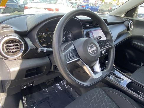 Certified 2024 Nissan Kicks SV image 16