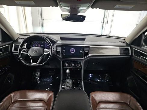 Used 2021 Volkswagen Atlas SEL Premium image 33