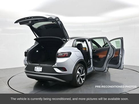 Used 2022 Volkswagen ID.4 Pro S w/ Gradient Package image 40
