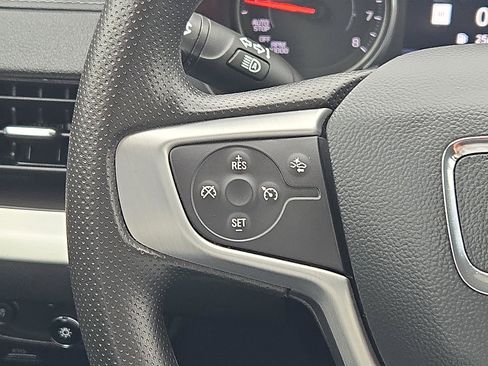 Used 2022 GMC Terrain SLE w/ Driver Convenience Package image 25