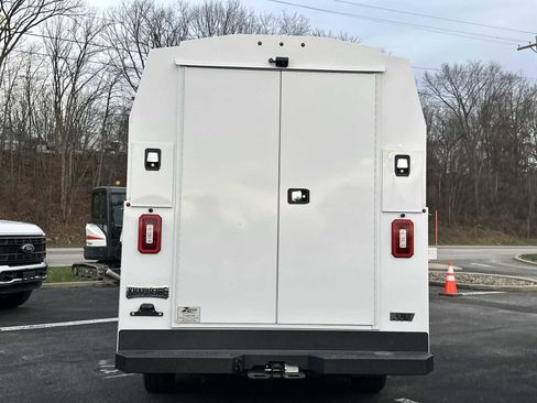 New 2025 Ford Transit 350 w/ Interior Upgrade Package image 4