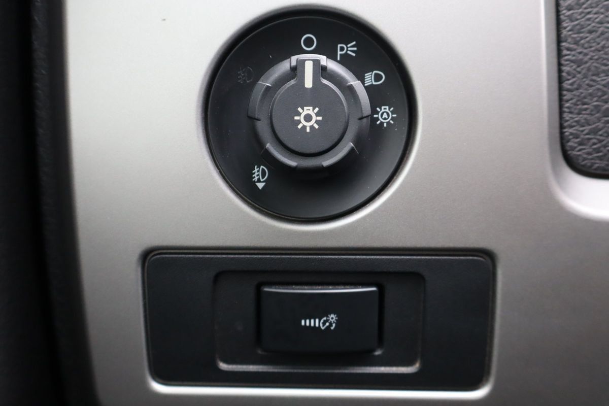 Used 2013 Ford F150 FX4 w/ Luxury Equipment Group AWD/4WD image 29