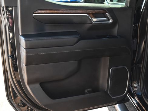 Used 2024 GMC Sierra 1500 Elevation AWD/4WD image 13