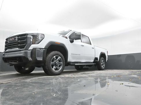 New 2026 GMC Sierra 2500 SLT w/ SLT Premium Package image 40