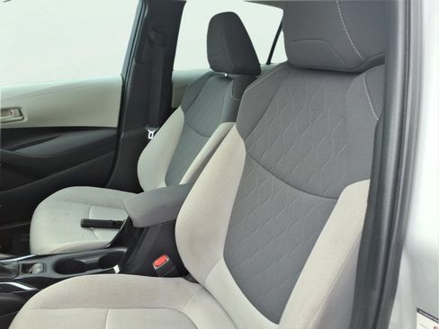 Used 2022 Toyota Corolla LE w/ LE Convenience Package FWD image 8