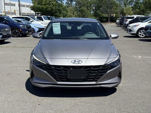 Used 2023 Hyundai Elantra SEL w/ Convenience Package FWD image 6