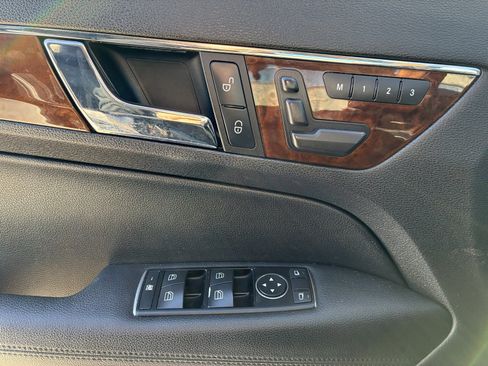 Used 2013 Mercedes-Benz E 350 Cabriolet image 4