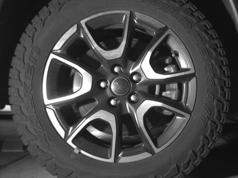 Used 2025 Jeep Compass Trailhawk image 13