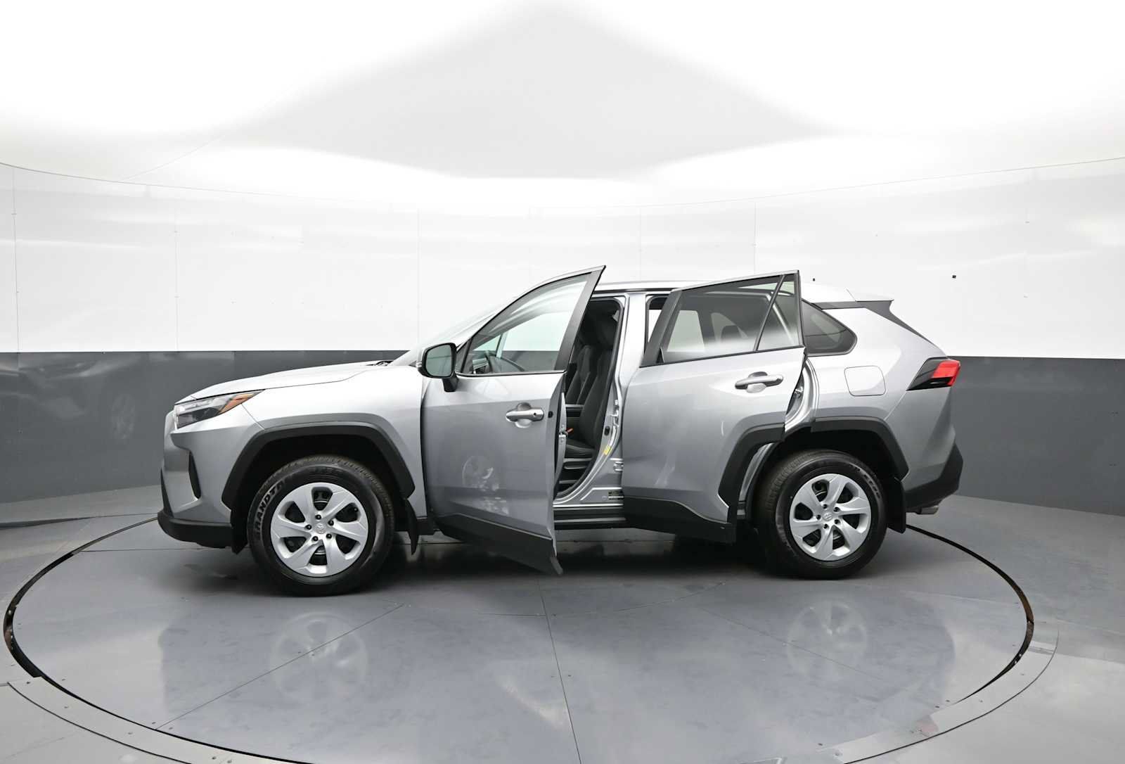 Certified 2023 Toyota RAV4 LE AWD/4WD image 41