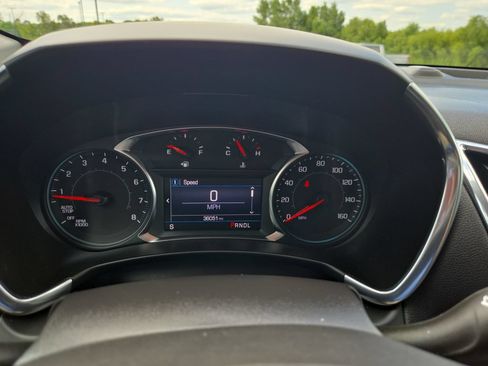 Certified 2023 Chevrolet Equinox LT AWD/4WD image 14