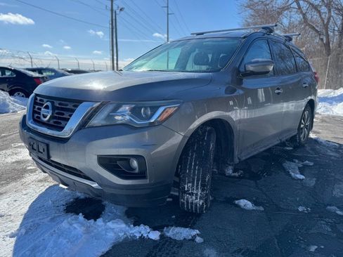 Used 2017 Nissan Pathfinder SV w/ Trailer Tow Package image 1