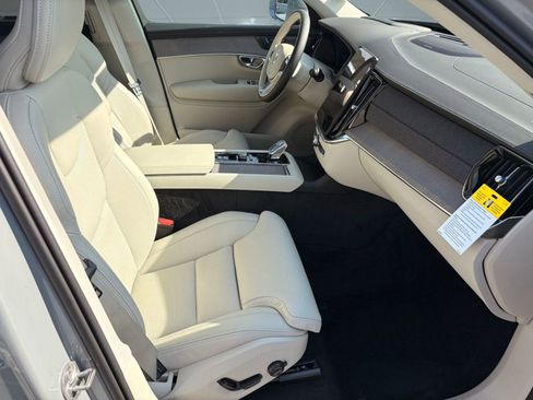 New 2026 Volvo XC90 B6 Ultra w/ Protection Package image 26