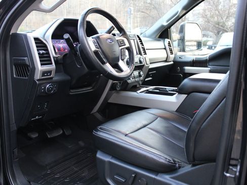 Used 2021 Ford F350 Lariat w/ Tremor Off-Road Package image 16