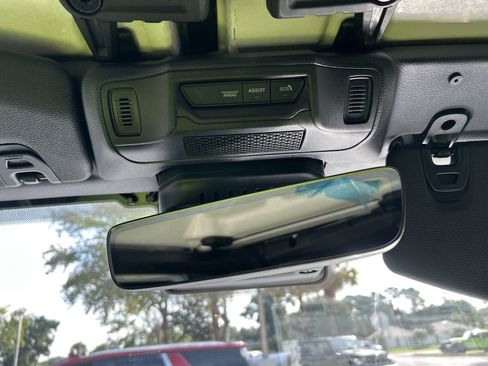 New 2025 Jeep Gladiator Sport image 31