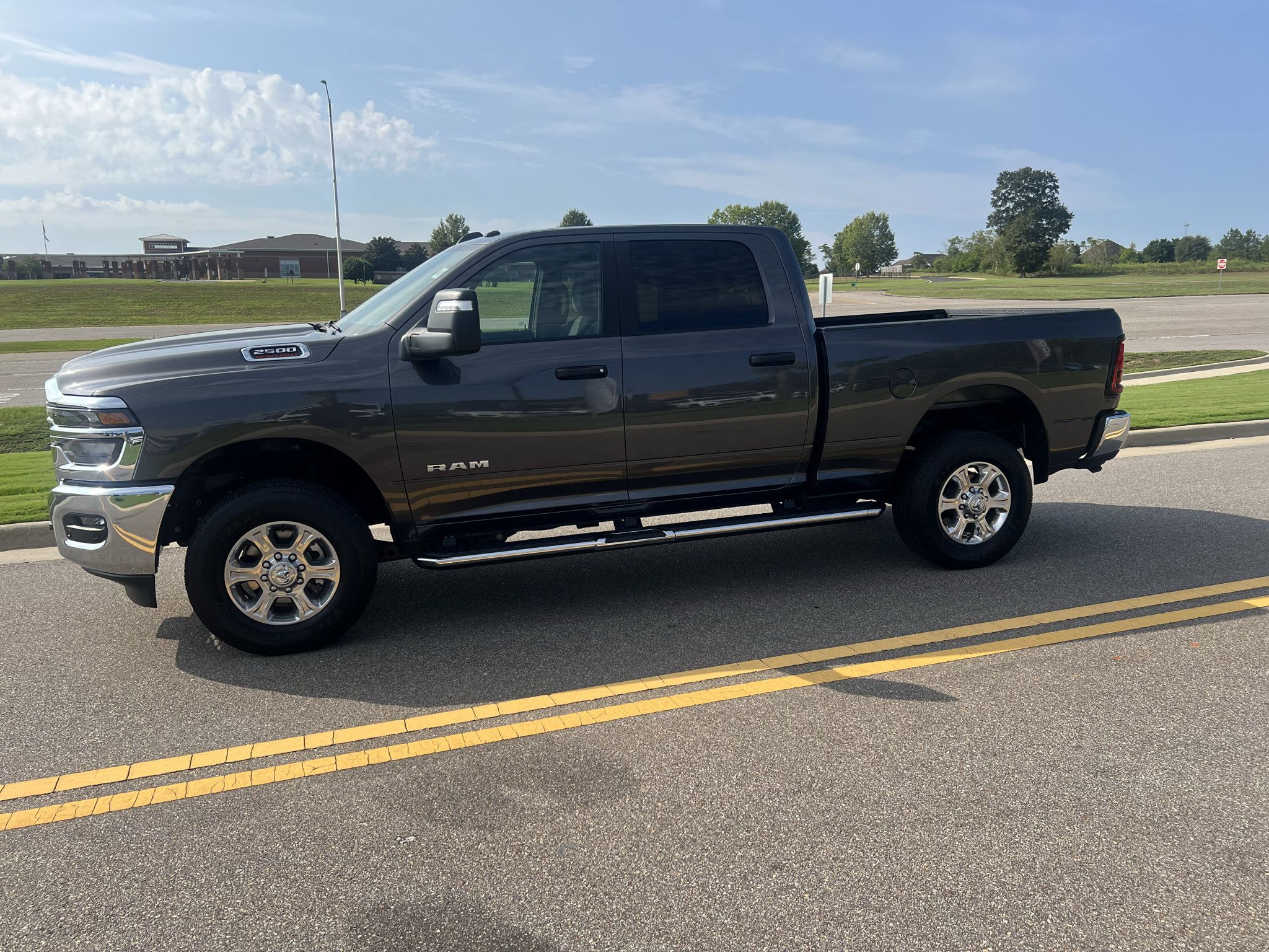 Certified 2026 RAM 2500 Big Horn AWD/4WD image 9