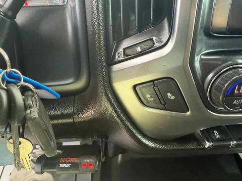 Used 2019 Chevrolet Silverado 2500 LT image 12