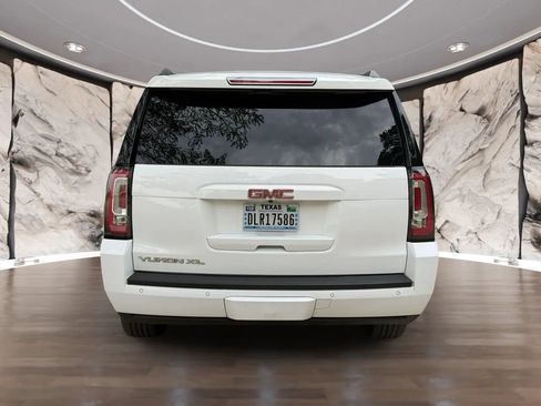 Used 2019 GMC Yukon XL SLT w/ Open Road Package RWD image 5