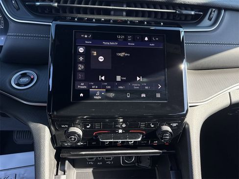 New 2025 Jeep Grand Cherokee Laredo X image 22