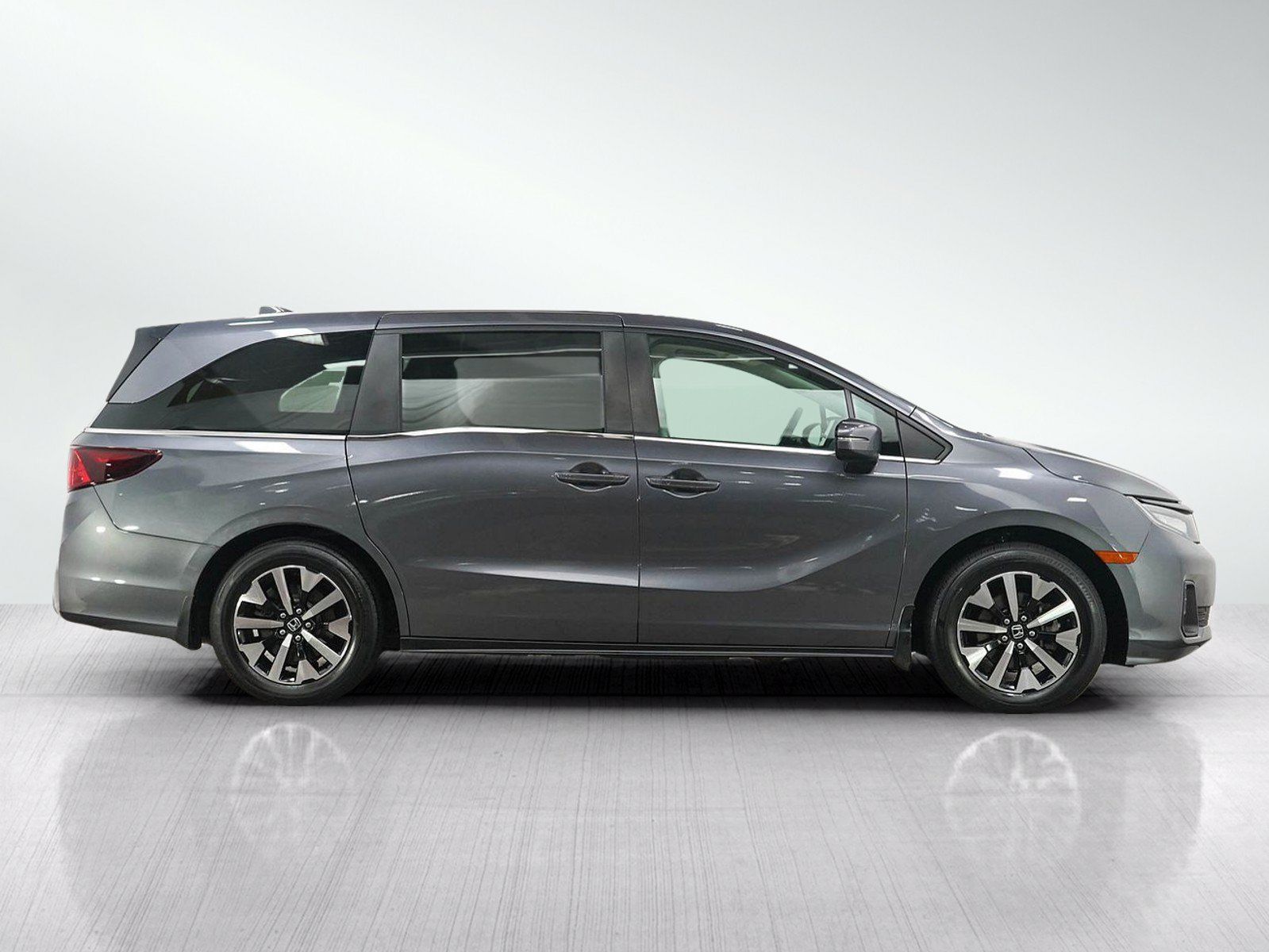 Used 2025 Honda Odyssey EX-L image 6