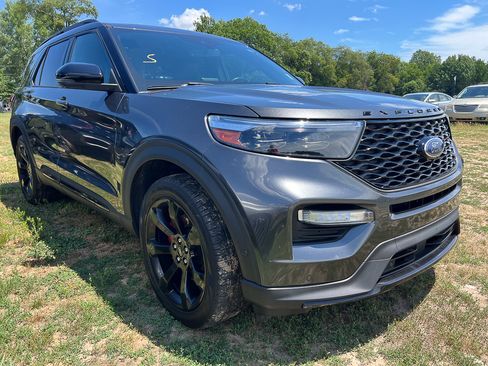 Used 2020 Ford Explorer ST w/ ST High-Performance Pack AWD/4WD image 8