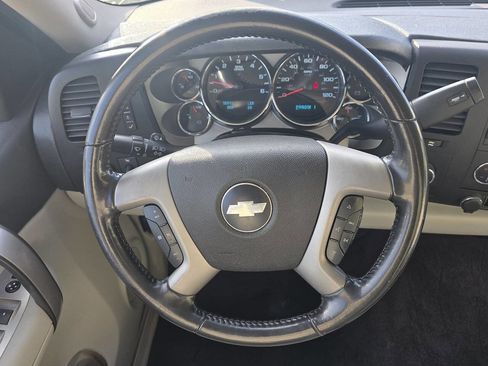 Used 2008 Chevrolet Silverado 2500 LT w/ 1LT Convenience Package image 24