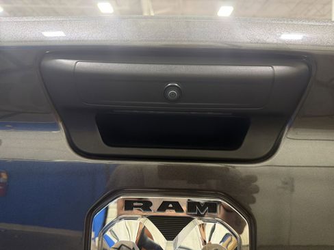 Used 2023 RAM 1500 Big Horn AWD/4WD image 33