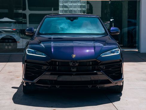 Used 2025 Lamborghini Urus SE AWD/4WD image 5