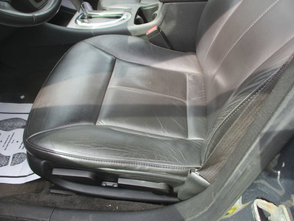 Used 2008 Chevrolet Impala LT w/ Luxury Edition Package FWD image 9