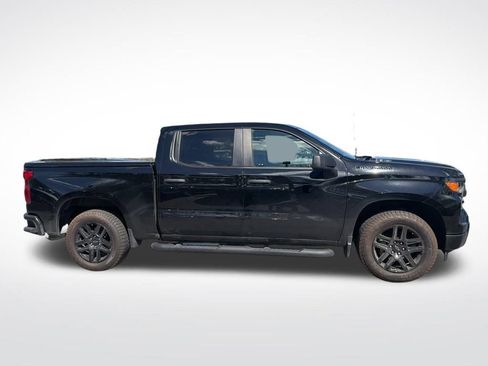 Used 2024 Chevrolet Silverado 1500 Custom w/ Turbomax Blackout Package image 4