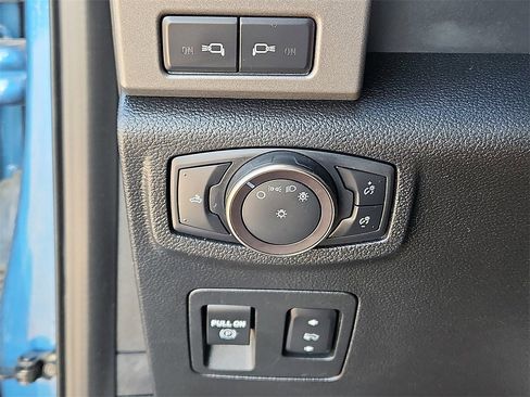 Used 2020 Ford F150 Raptor w/ Equipment Group 801A Mid image 27