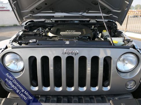 Used 2015 Jeep Wrangler Unlimited Freedom Edition image 28