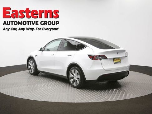 Used 2022 Tesla Model Y Long Range image 62