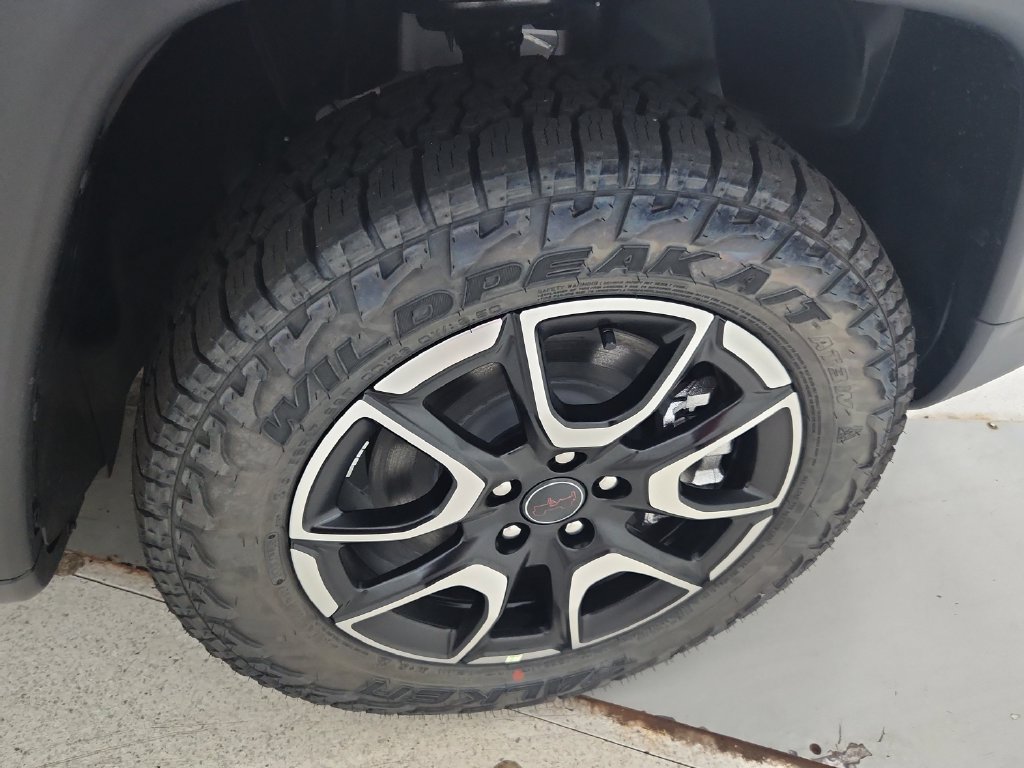 New 2026 Jeep Compass Trailhawk AWD/4WD image 31