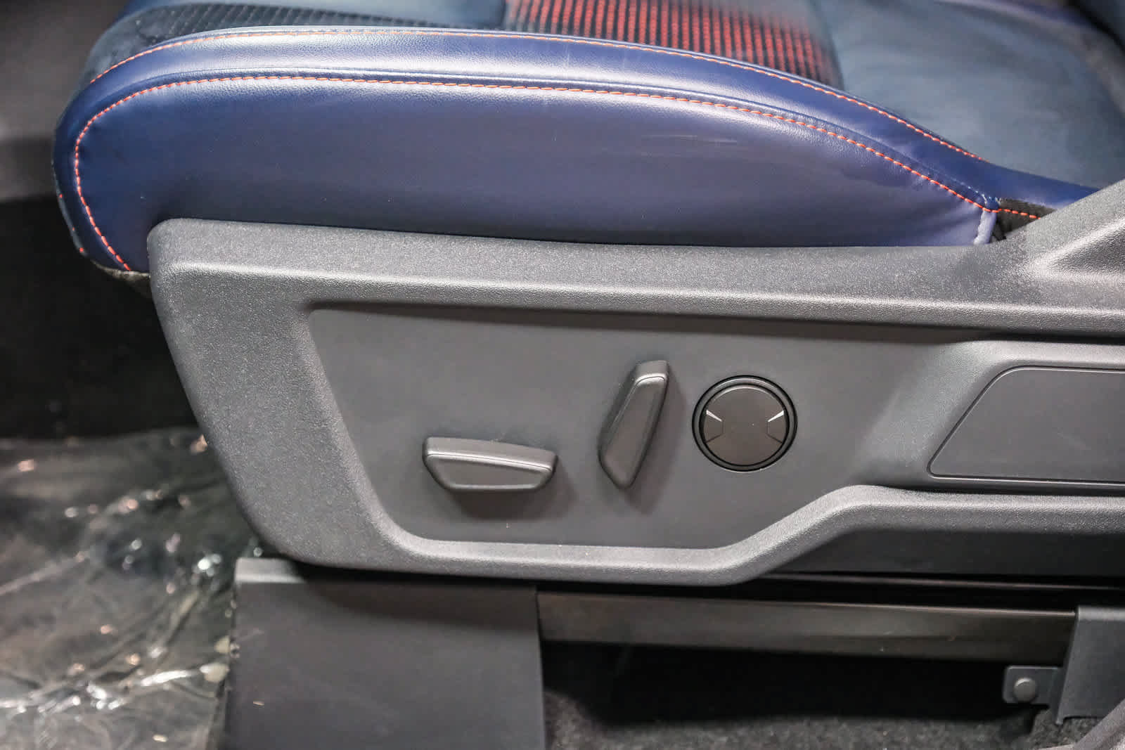 Used 2024 Ford Bronco Raptor AWD/4WD image 30