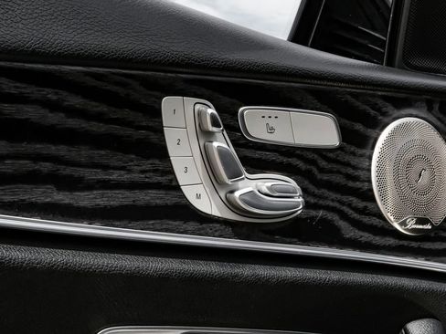 Used 2021 Mercedes-Benz E 350 4MATIC Sedan w/ Premium Package image 49