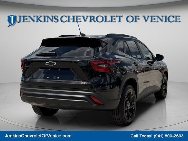 New 2026 Chevrolet Trax LT w/ Sunroof Package FWD image 4
