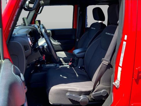 Used 2017 Jeep Wrangler Unlimited Rubicon AWD/4WD image 7