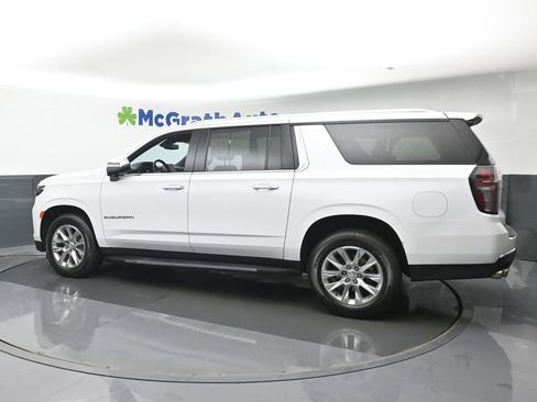 Used 2023 Chevrolet Suburban Premier image 22