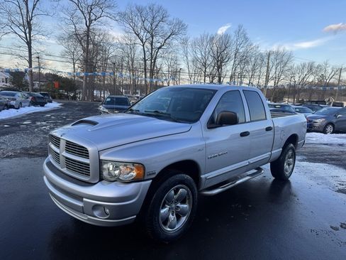 Used 2005 Dodge Ram 1500 Truck SLT image 1