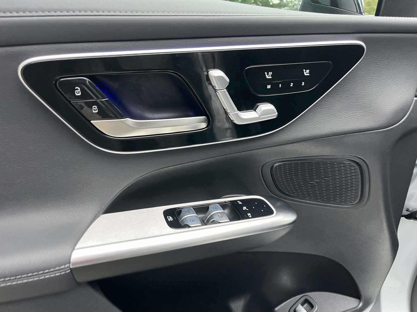 Certified 2026 Mercedes-Benz GLC 300 image 21