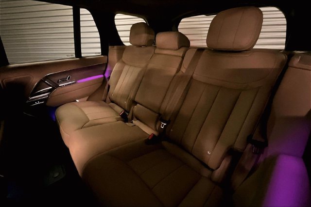 New 2026 Land Rover Range Rover SE AWD/4WD image 9