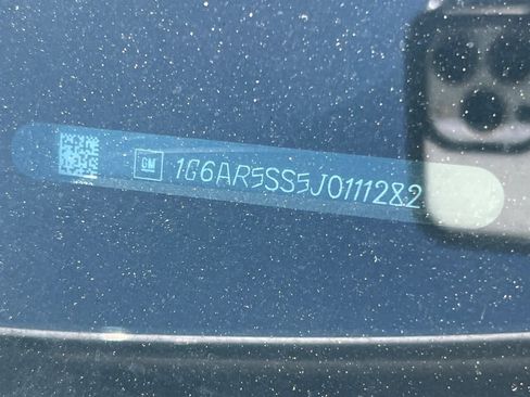 Used 2018 Cadillac CTS Luxury image 22